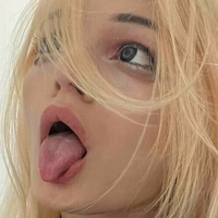 Алиса у земљи одраслих Голе