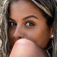 Ембер Мартинез Голе