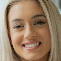 Атина Париз Голе