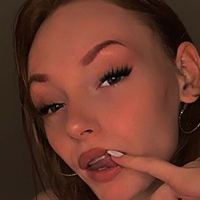 Барби у црвеном Голе