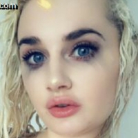 Кеитлин Ен Голе