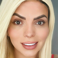 Камила Шмит Голе