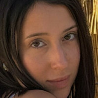 Клаудија Г Голе