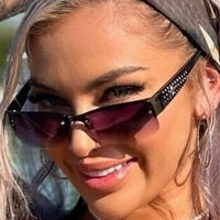 Хејли Дејвис Голе