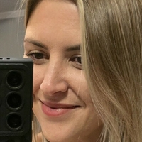 Хот Вајф Џејд Голе