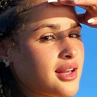 Јана Егирард Голе