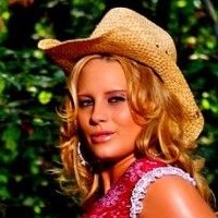 Џајона Фабро Голе