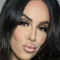 Џени Мекон Голе