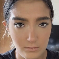 Јулија Бладд Голе