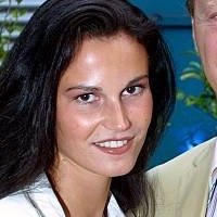 Катерина Бајзел Голе
