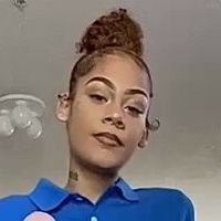 Кени Хо Голе