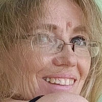 Лејди Бёрд Голе