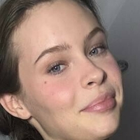 Лија Вејгел Голе