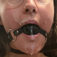 Лоти Блумс Голе