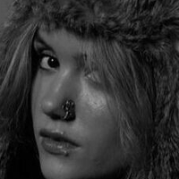 Луна Реј Голе