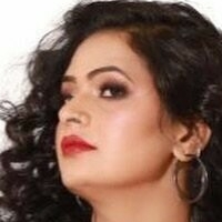 Малавика Томар Голе