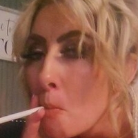 Менди Лејн Голе