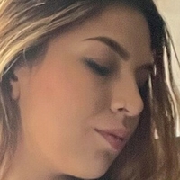 миа адаамс Голе