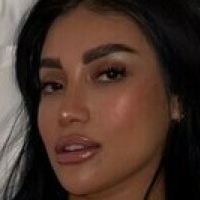 Миа Милан Голе