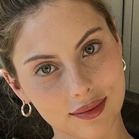 Миа Смит Голе