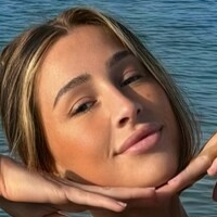 Мила Брукс Голе