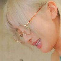 Момонага Сарина Голе