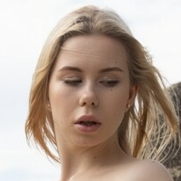 Настја Холод Голе