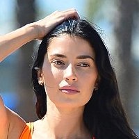 Никол Вилијамс Голе