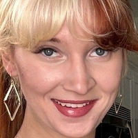 официјална Џени Лав Голе