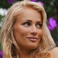 Рози Ван Голе