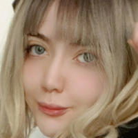 Свитгирл Луис Голе