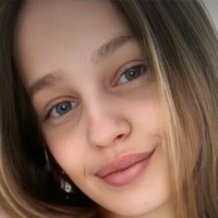 свити поли Голе