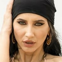 Тина Улмеану Голе