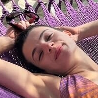 Зои Штајнер Голе